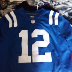 Carmello Anthony HS Jersey, Colby Bryant Black Mamba Jersey, Andrew Luck Colts Jersey35, Golden State Warriors Steph Curry Jersey 40