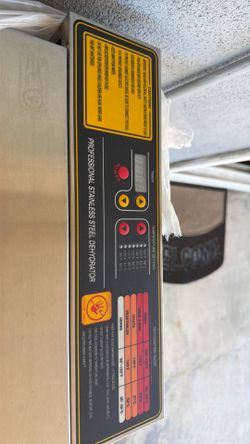 Dehydrator