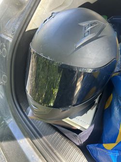 Motorcycle helmet (LARGE)