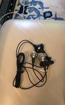 Eabuds with remote