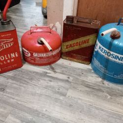 3 Gas Cans 1 Kerosine Can
