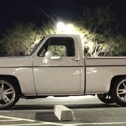 1977  Chevy  C10  Square Body 