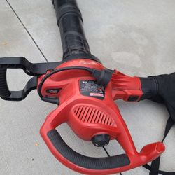 Leaf blower./vacuum