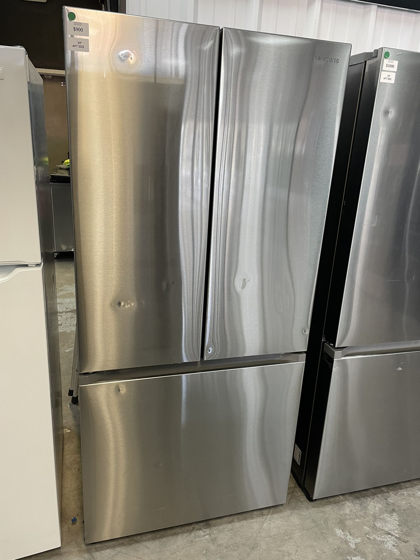Samsung 33” Wide Plain Face French Door Refrigerator