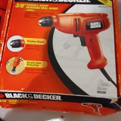 Black And Decker Drill ,  Like New, Works Perfectly 