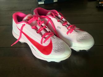Nike metal softball cleats