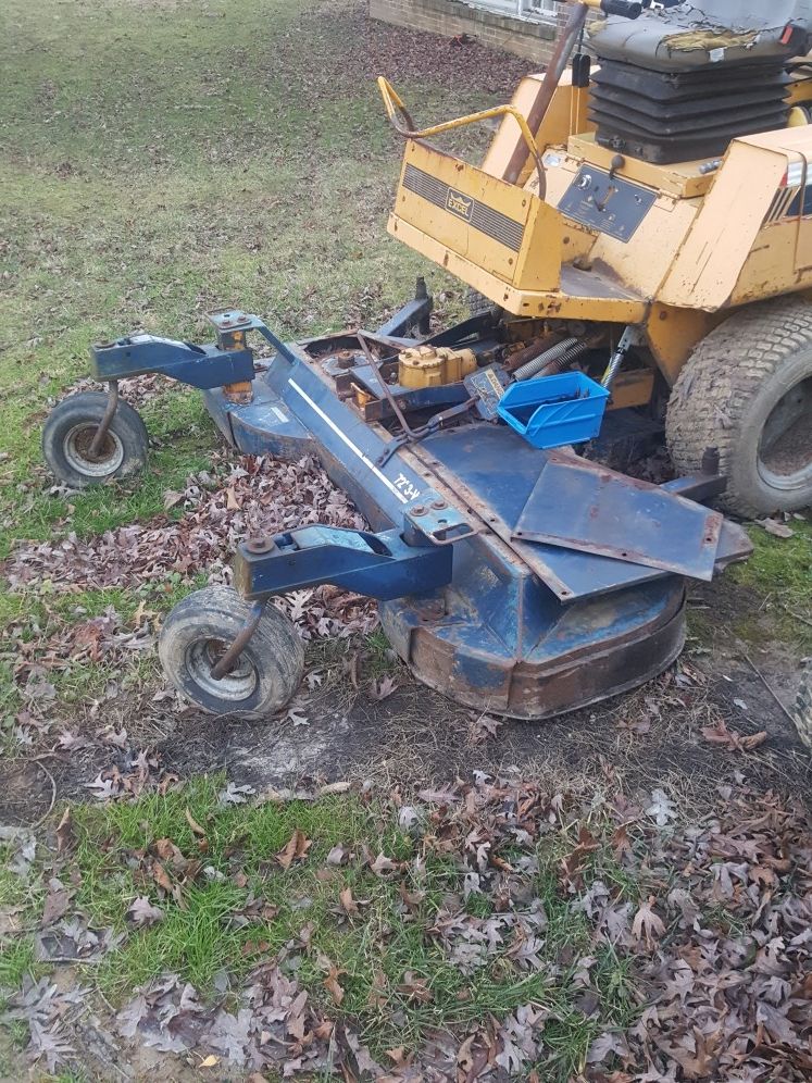 Excel 4400 Hustler