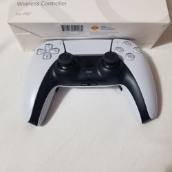 1 of a kind Iron Man PS5 Controller With Stand for Sale in Westbury, NY -  OfferUp