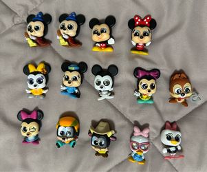 Disney Doorables Collection