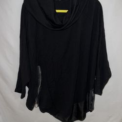 Ladies Womens size Large black unique turtleneck cowlneck dressy poncho really nice w/ leather & zipper trim 