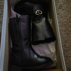 Girl Boots 