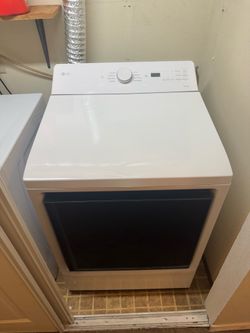LG - 7.3 Cu. Ft. Smart Electric Dryer with Sensor Dry - Alpine White