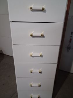 Brand new piece with six drawers just put together