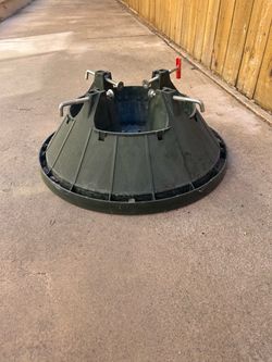 Christmas Tree Stand with Water Reservoir