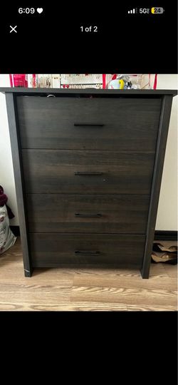 Dresser