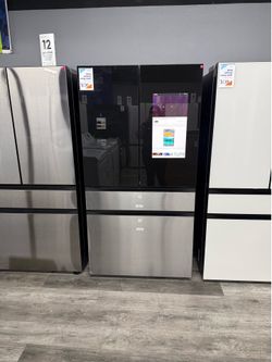 Samsung - BESPOKE 29 cu. ft. 4-Door French Door Smart Refrigerator with Family Hub - Charcoal Glass & Stainless Steel 🔥🔥