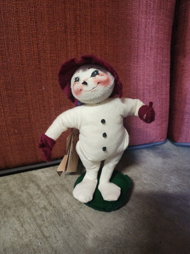 #3 Various Anna-Lee Dolls