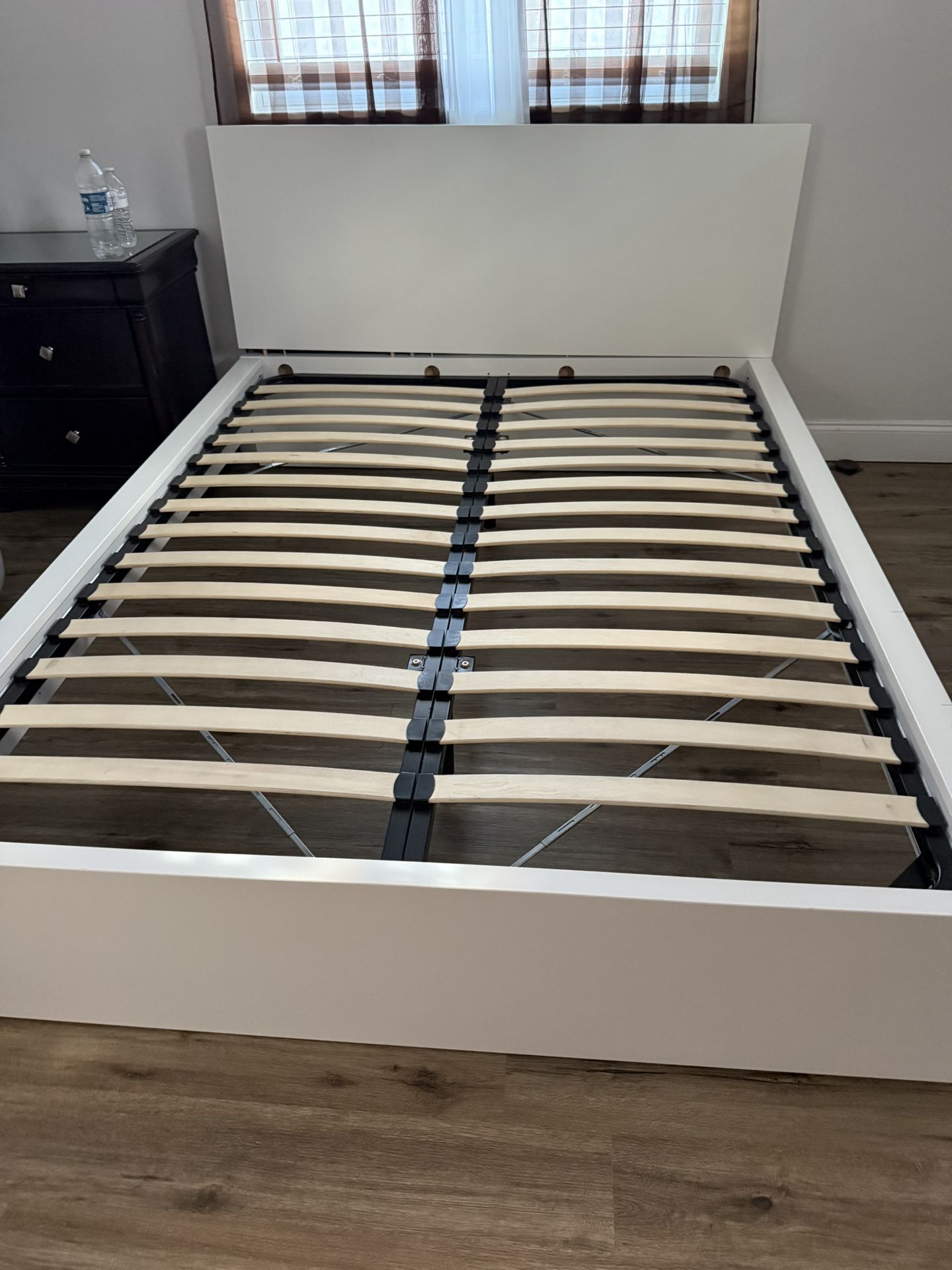 Full Bed