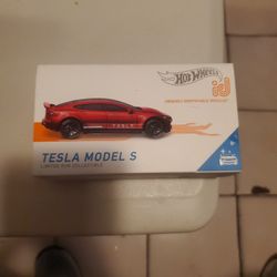 Tesla Model S Hot Wheels Id