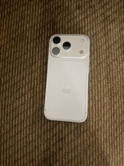 iphone 17 pro(not the pro max) ic/password 🔒 like new conditions 🍎 original never repaired selling strictly for parts $315 cash