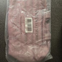 VICTORIA'S SECRET TOTE  BAG