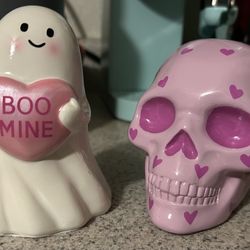 Spooky Halloween Valentine Ghost Skull Heart