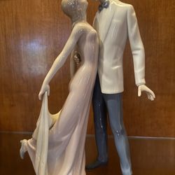 Lladro Happy Anniversary Couple Figurine