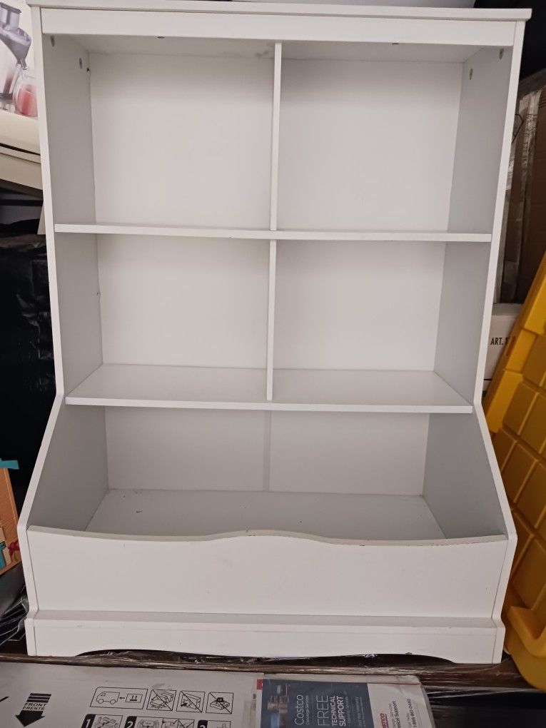 Book Case / Toy Storage