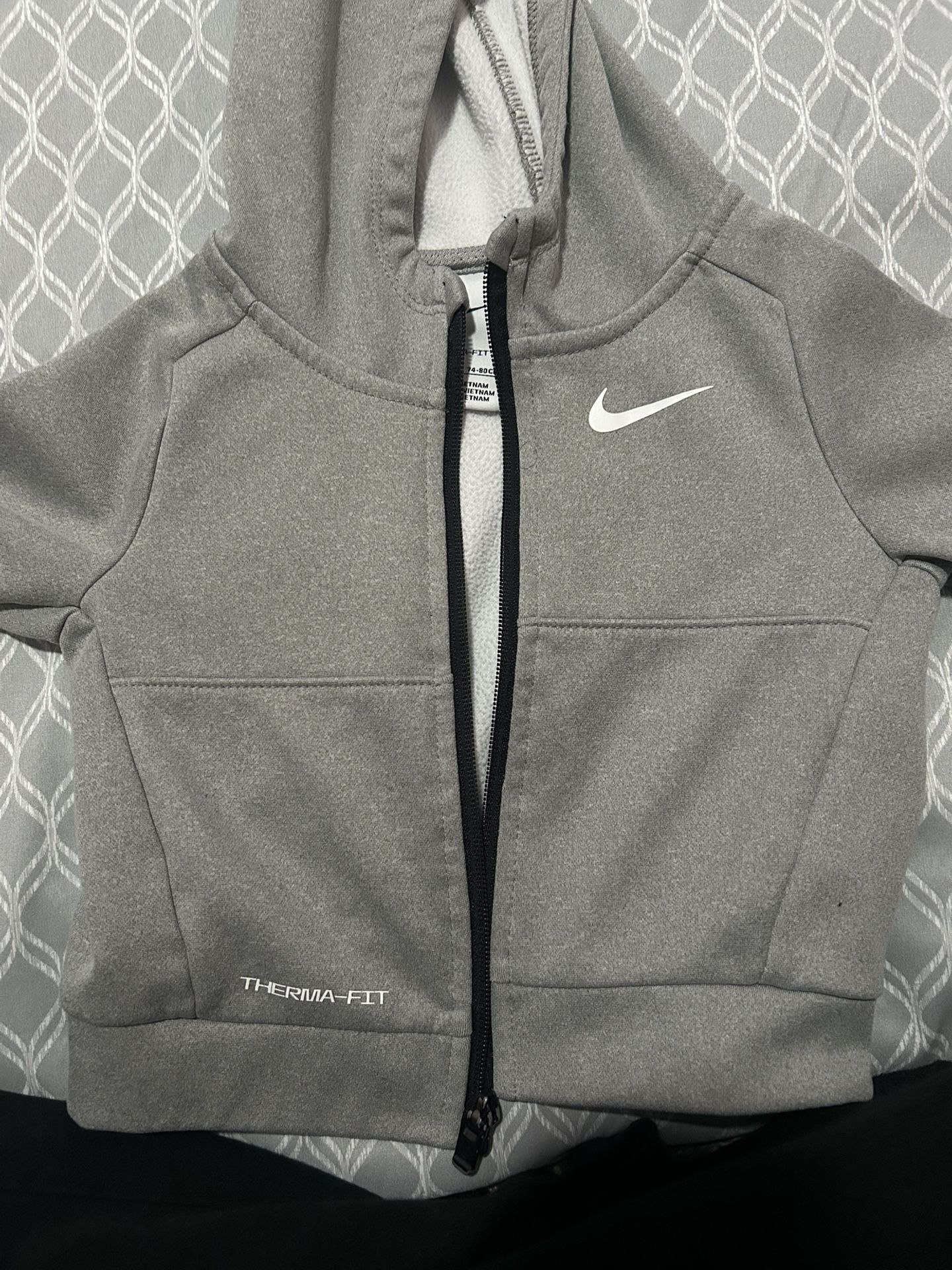 Nike Sweaters