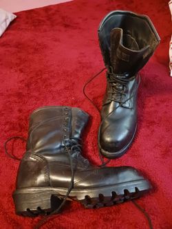 Red wing boots...size 11 1/2