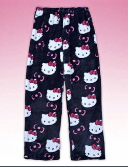 Hello Kitty Pjs  New Size Small 