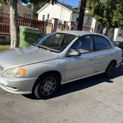 2002 Kia Rio