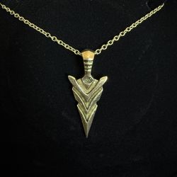 Silver Color Arrowhead Pendant Necklace