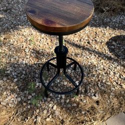 4 Counter Top Bar Stools