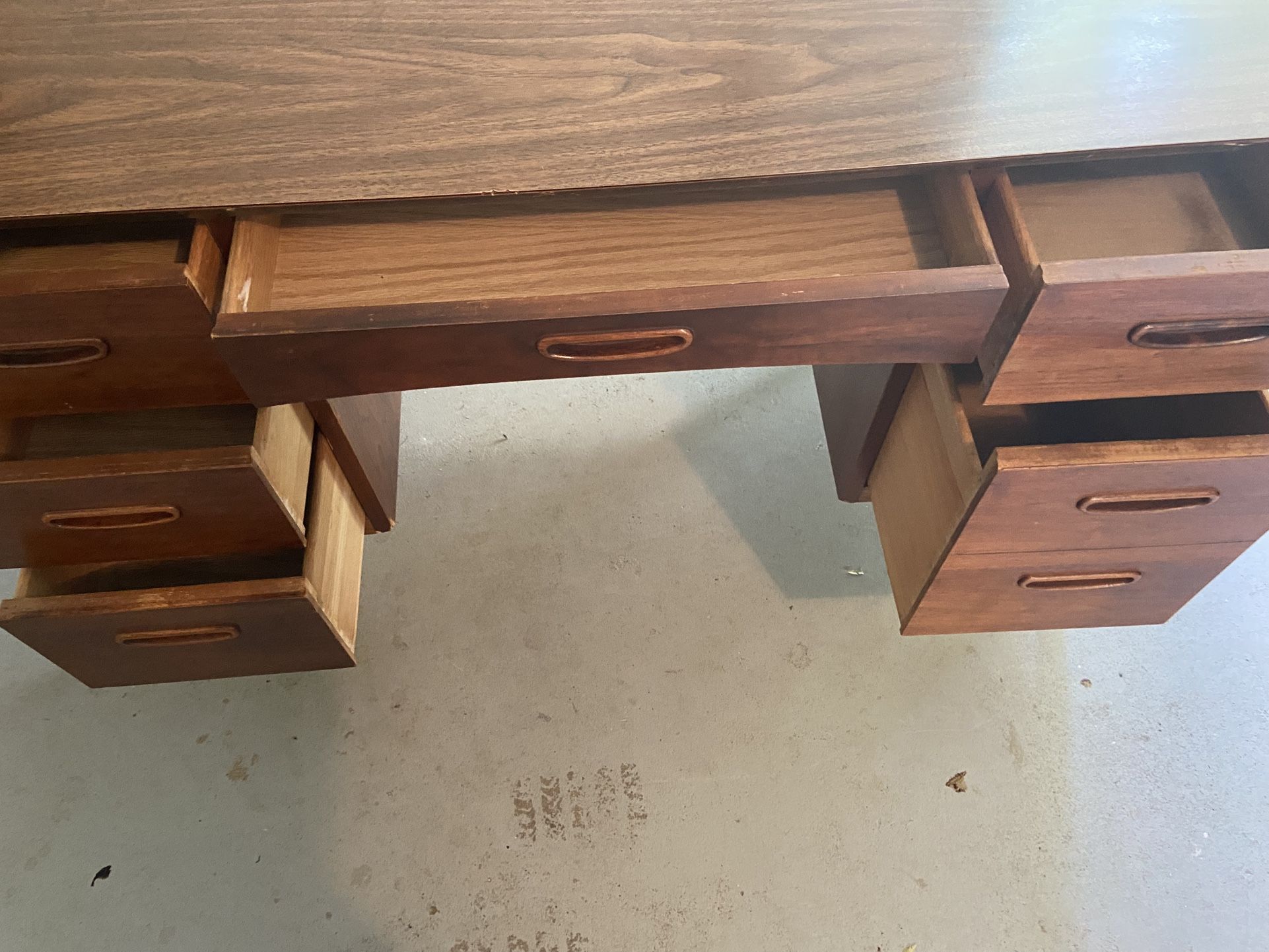 Solid Wood 7 drawers Desk is made solid for a sturdy, long-lasting home office