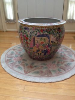 Oriental porcelain planter