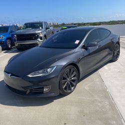 2016 Tesla Model S