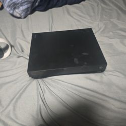 Xbox One X 