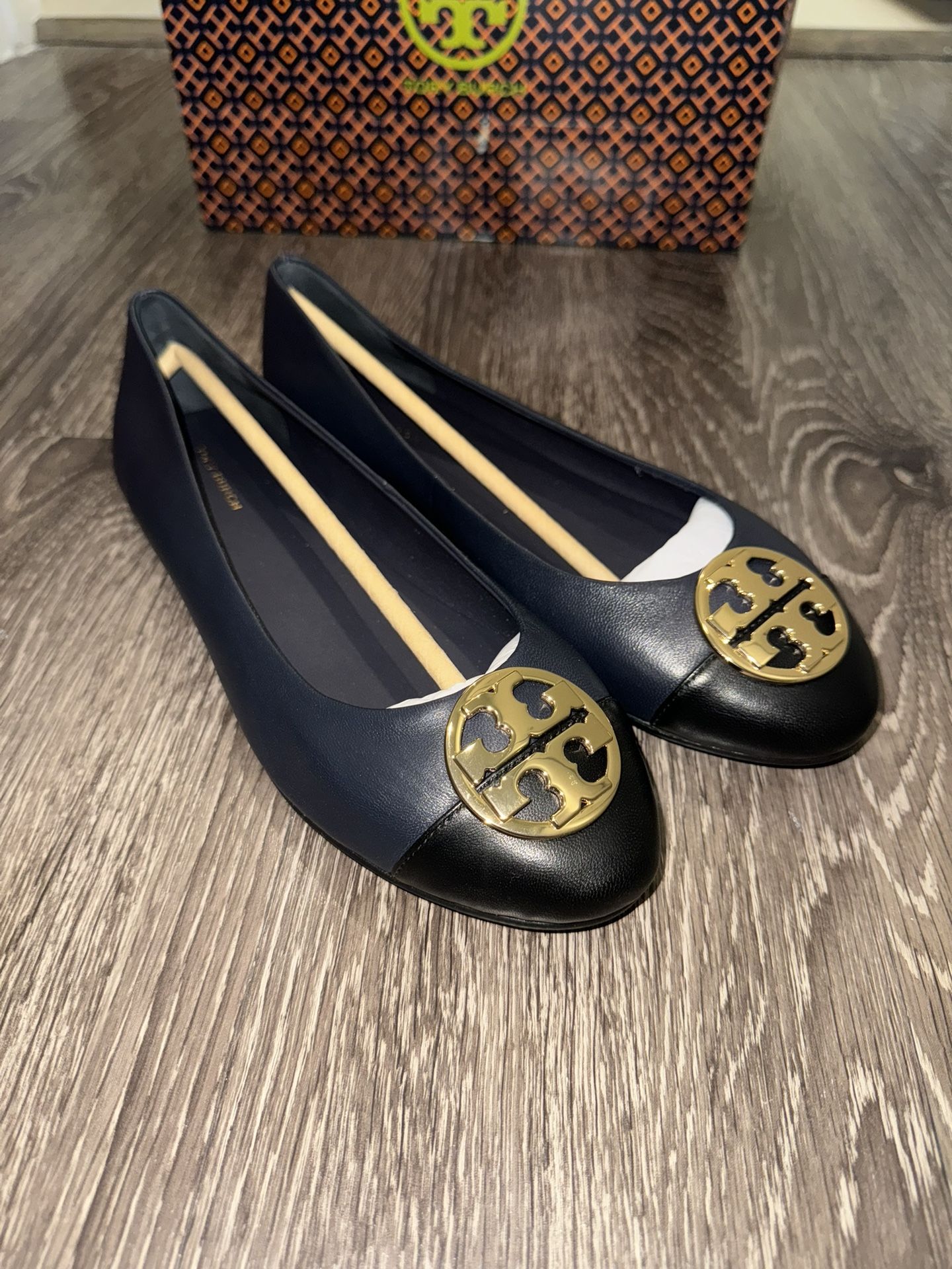Tory Burch - Chelsea Cap Toe Ballet Flats