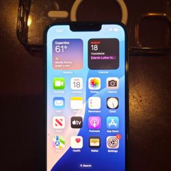 Iphone 13 128gb 67% Battery - Cracked back