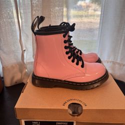 DR. MARTEN PINK BOOTS