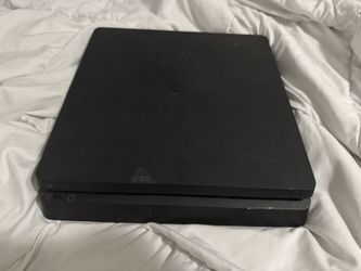 PlayStation 4 Slim