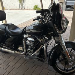 2018 Harley Davidson Street Glide 107 CC