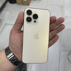 iPhone 14 Pro Max Unlocked 128GB! Finance For $50 Down Payment!!