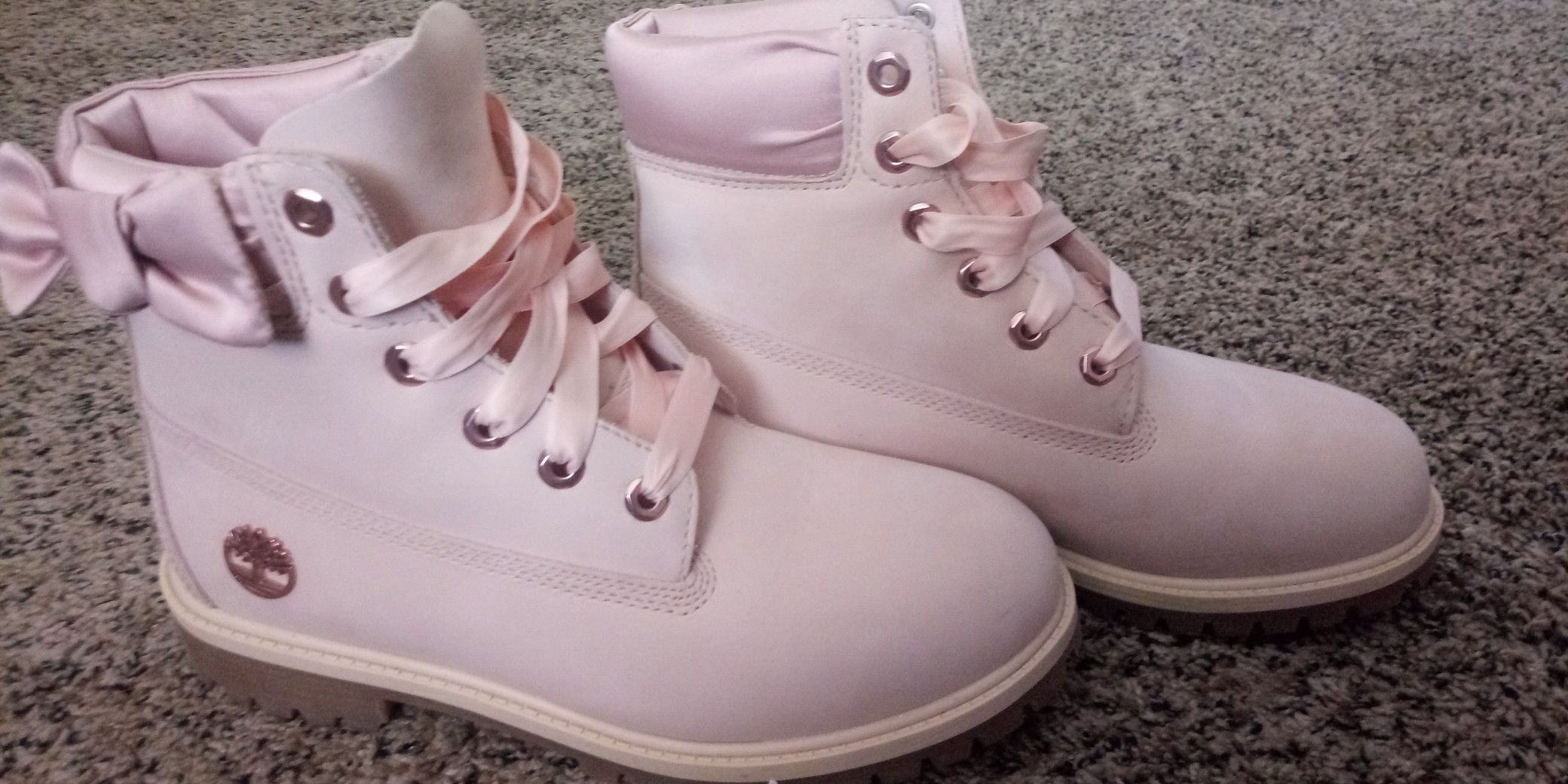 Timberland boots pink