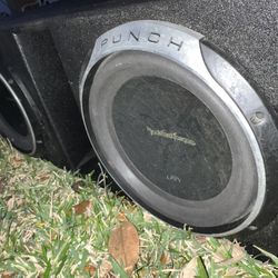 12a Rockford Fosgate Punch P3 With Q Bomb Ported Pro Box 