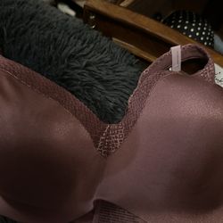 BRAS BRAS & MORE BRAS!! Full figure