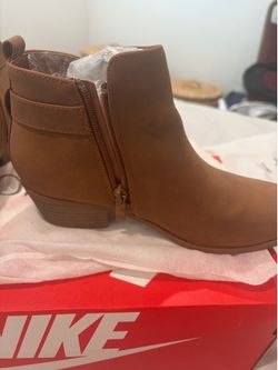Botas