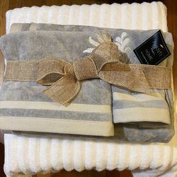 Avanti Home Collection Bath Towel Set - 3 pc (1 Bath towel, 1 Hand towel, 1 Fingertip towel)