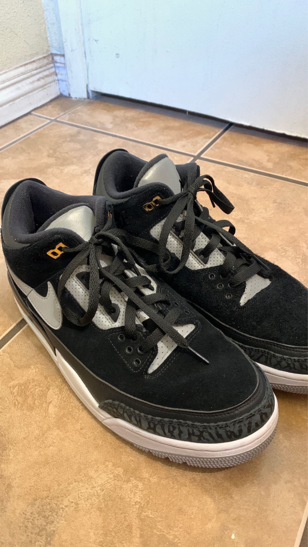 Nike air Jordan 4’s black, gray and white